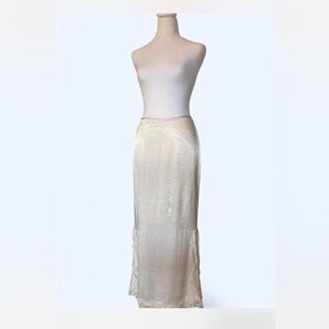 Elegant Cream Beverly and Beck Women's Skirt